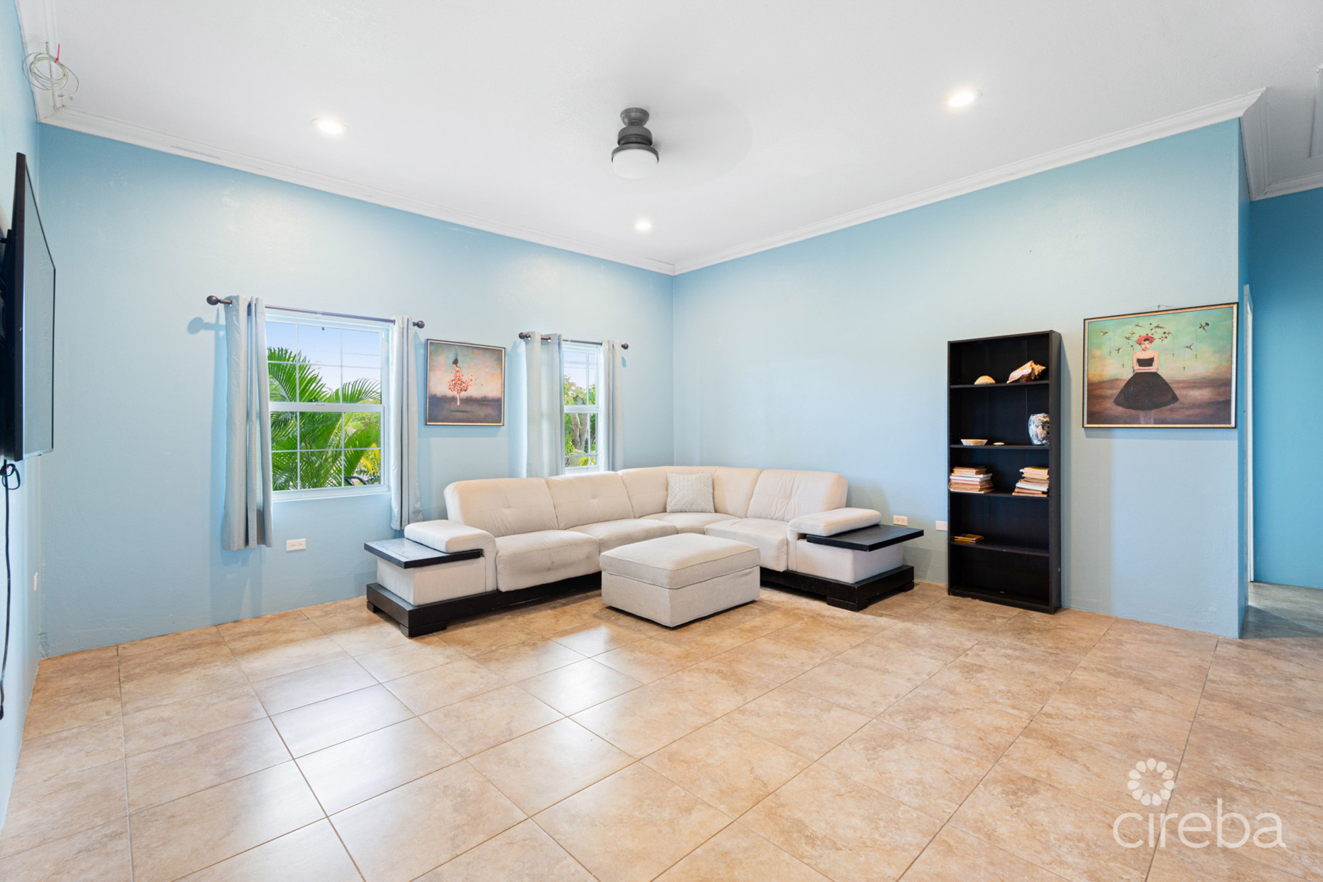 SPACIOUS 3 BED, 3 BATH HOME IN FRANK SOUND