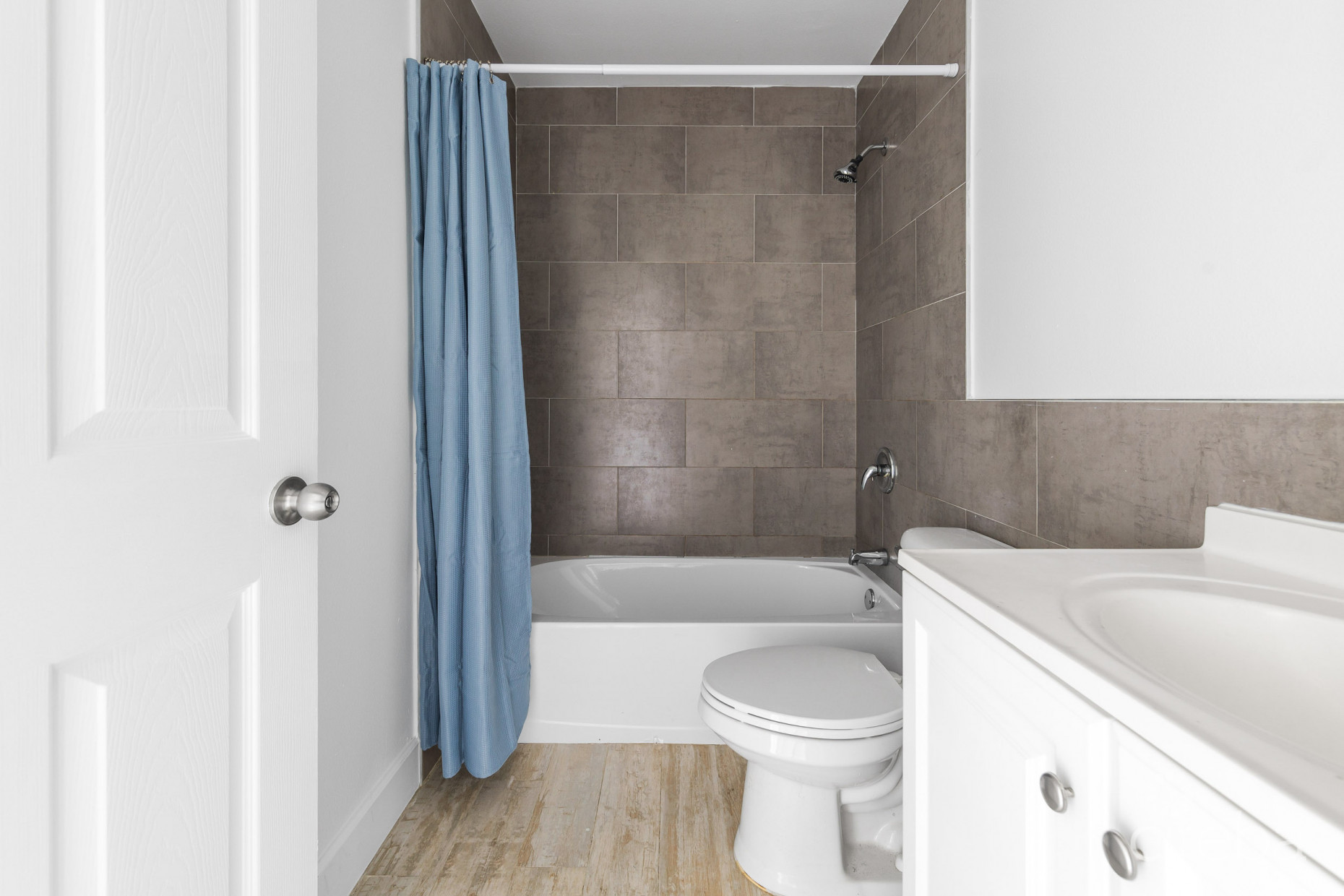 SANDSCAPE RESIDENCES #34