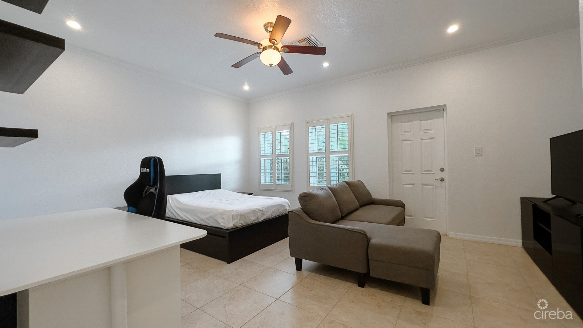 3 BED/DEN TOWNHOUSE PALMETTO GRAND PROSPECT