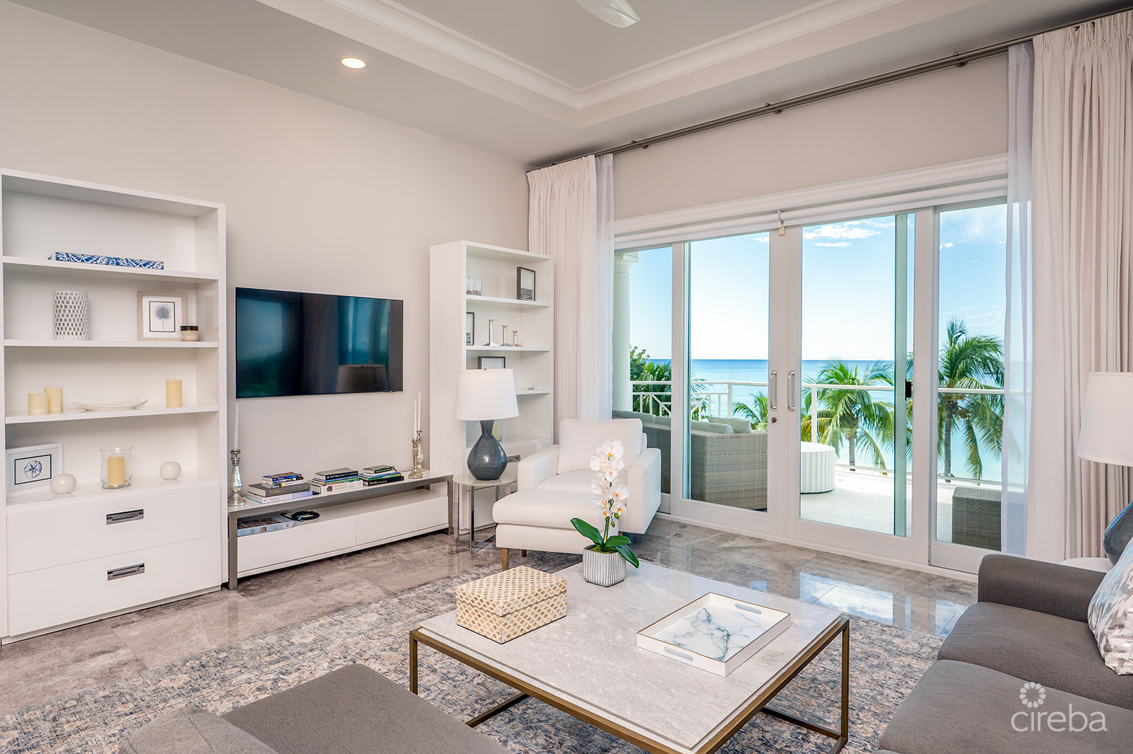 THE PINNACLE VILLA 30 & GARAGE