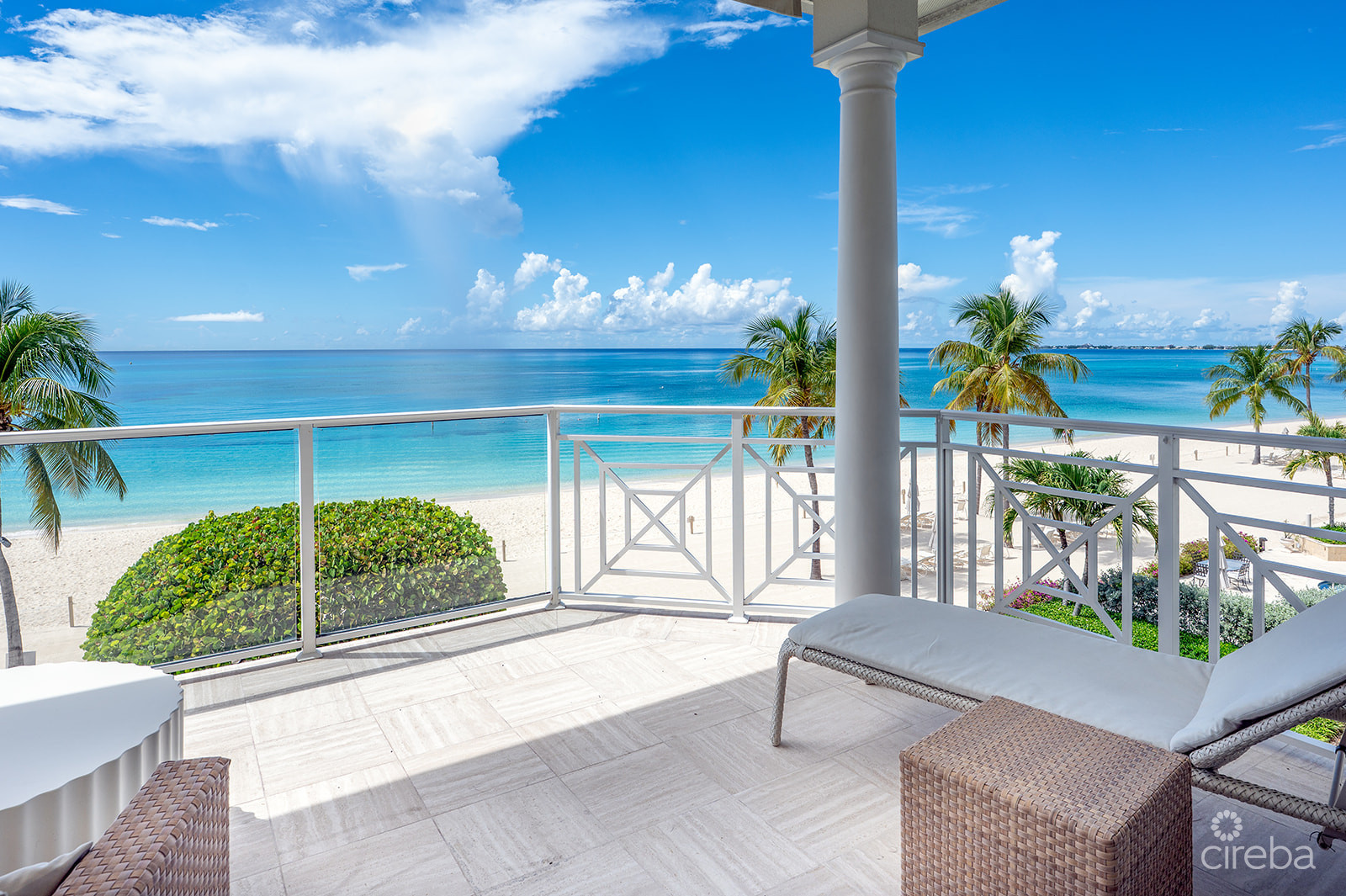 THE PINNACLE VILLA 30 & GARAGE