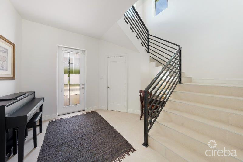 UNIQUE PATRICK'S ISLAND CANALFRONT W GUEST HOUSE | 3 CAR GARAGE