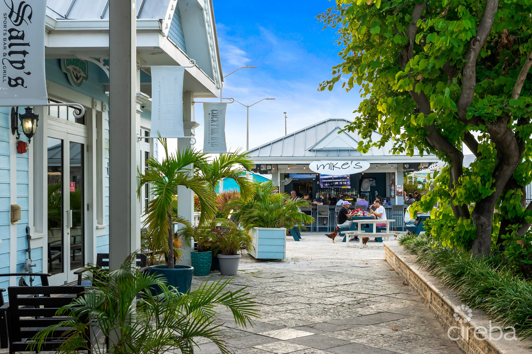 HARBOUR WALK TURNKEY BOUTIQUE CONDO