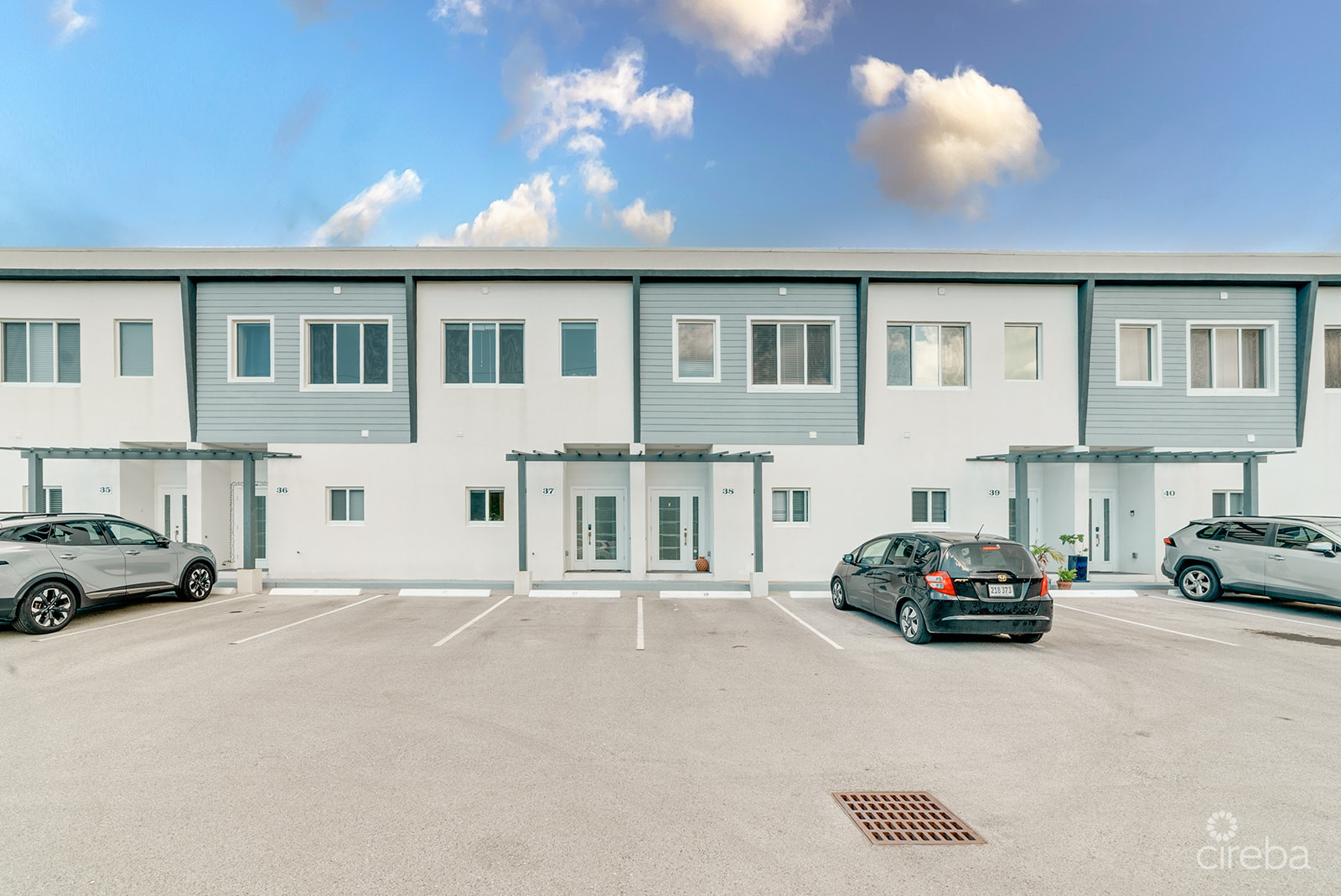 MOTIVATED SELLER MANTRAS 2 BEDROOM TOWNHOME SOUTH SOUND