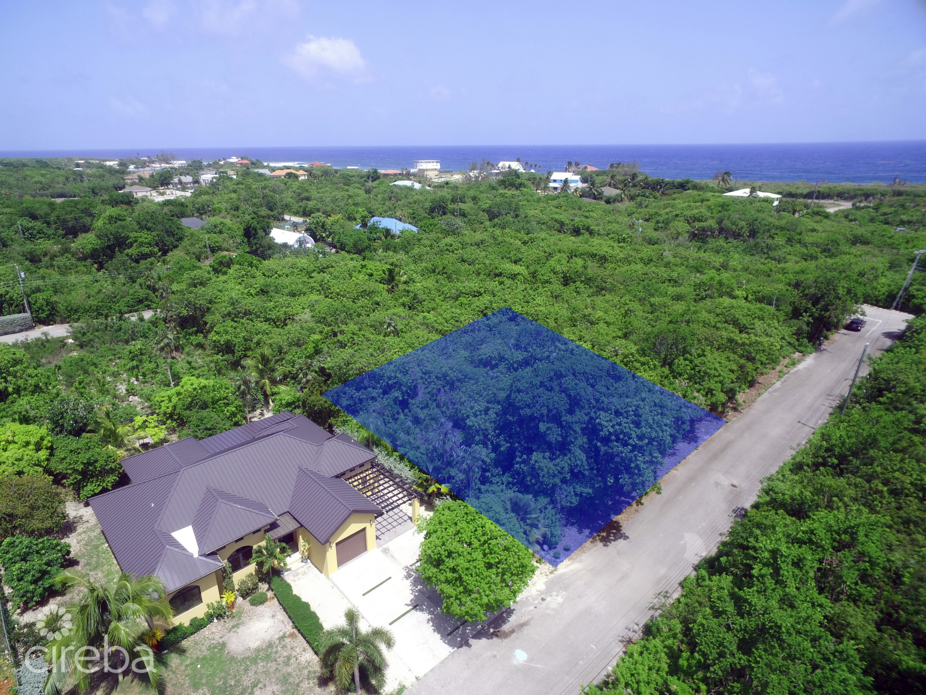 BEACH BAY - OVERSIZED LOT