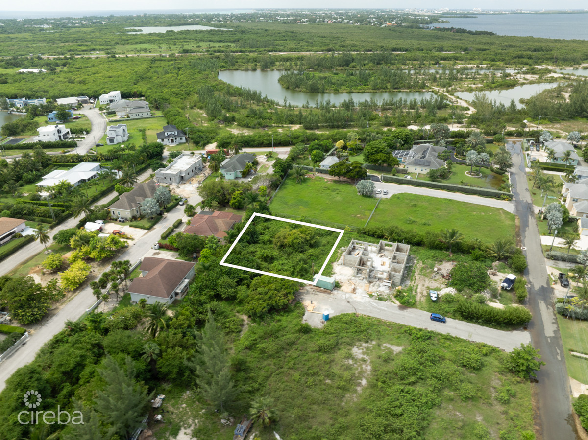 SAVANNAH HOUSE LOT CLOSE TO SUNRISE LANDING