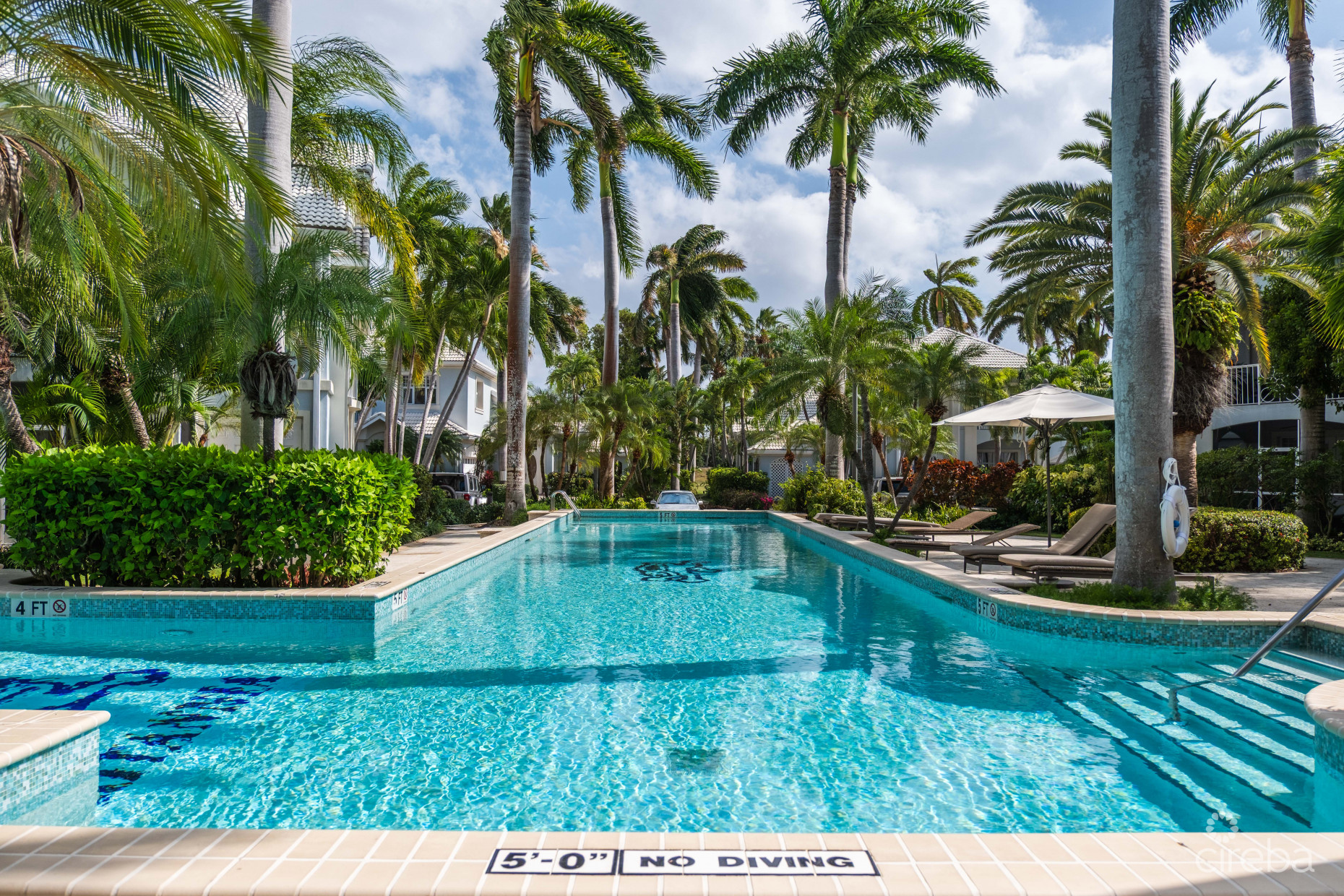 BRITANNIA KINGS COURT WITH TWO DOCK OPTIONS AVAILABLE