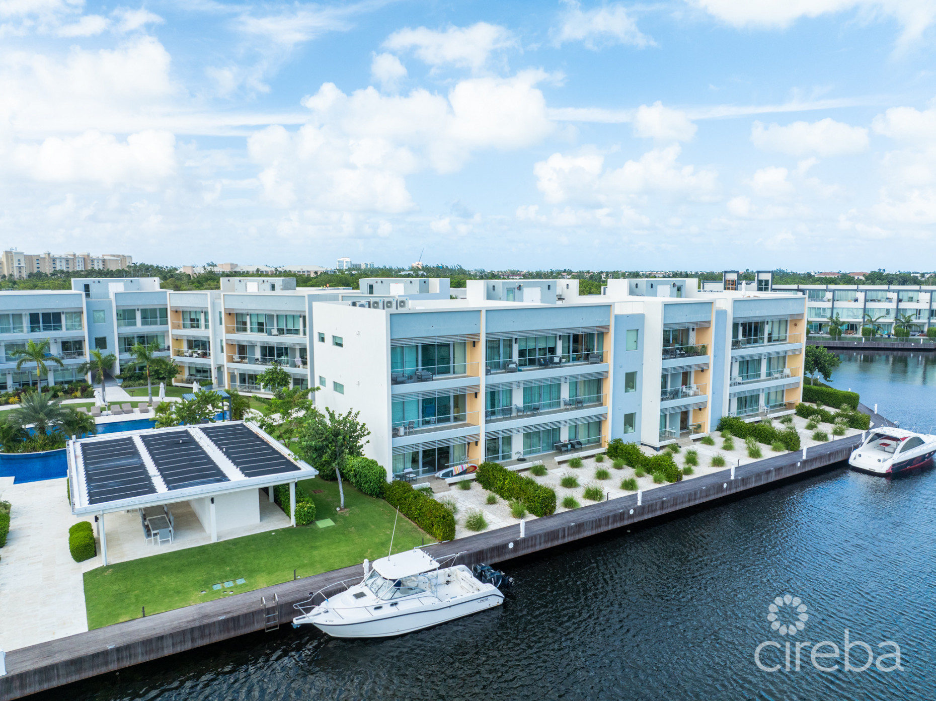 1 BED ONE CANAL POINT