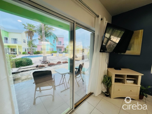 EAST END PARADISE VILLAS.  3 BED, 3 BATH + DEN WITH PRIVATE BEACH