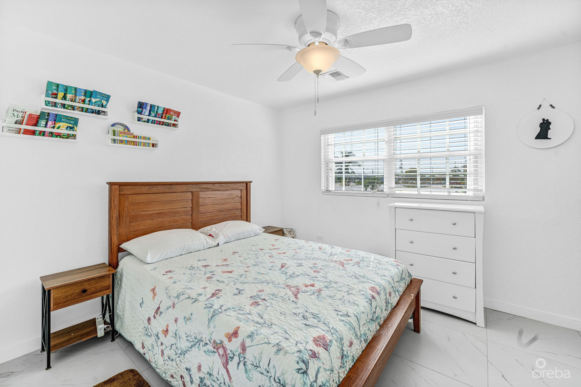 SPRINGFIELD COURTS - 2 BR 2.5 BATH