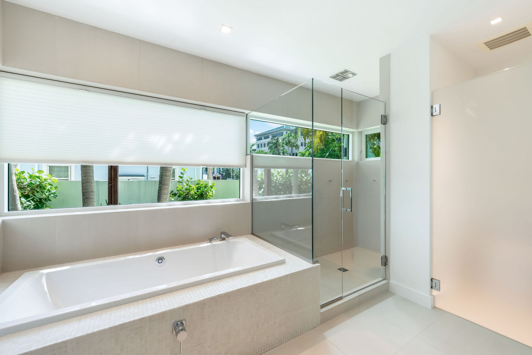 Oceana 105 - Grand Terrace Oceanfront Residence