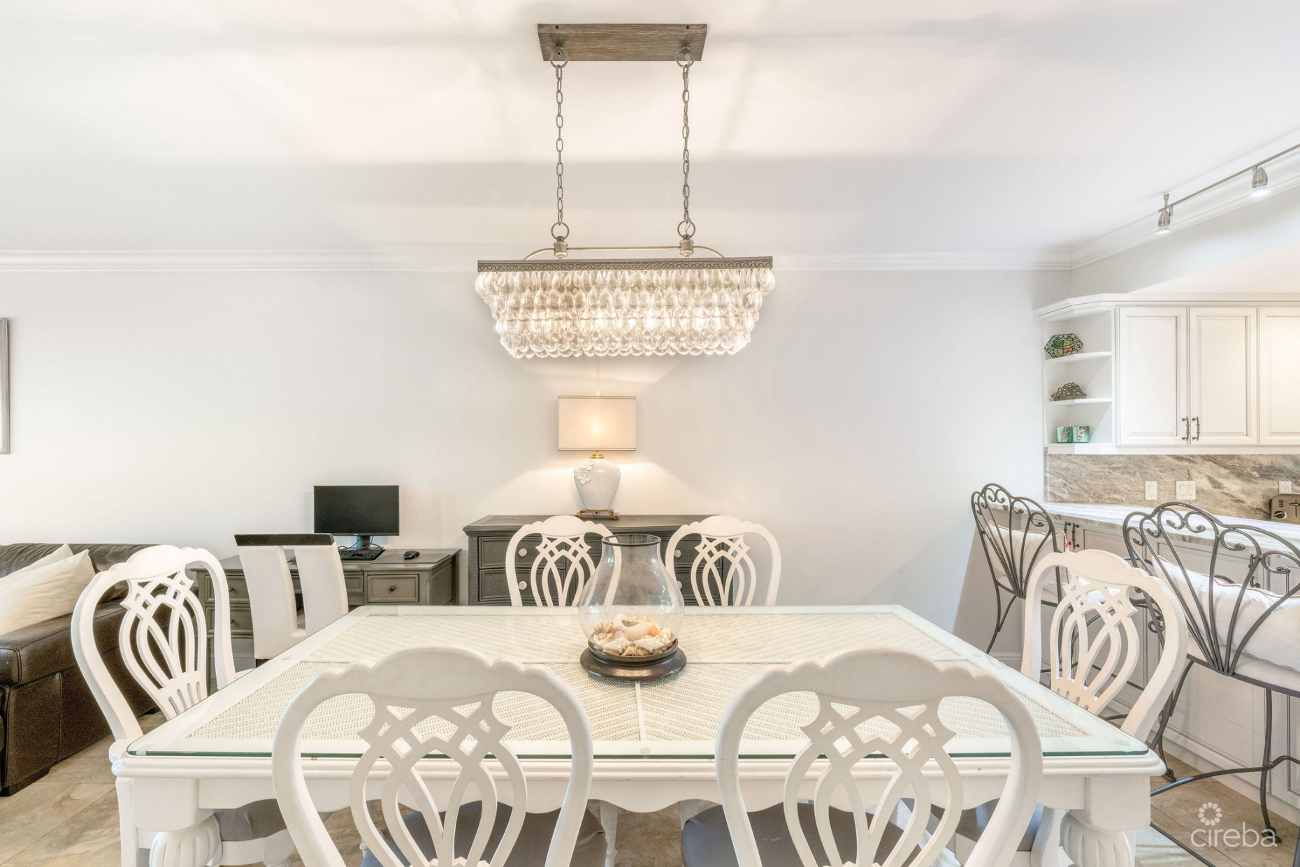 BRITANNIA LIONS COURT  UNIT #213 - RENOVATED 1-BEDROOM GARDEN VIEW CONDO