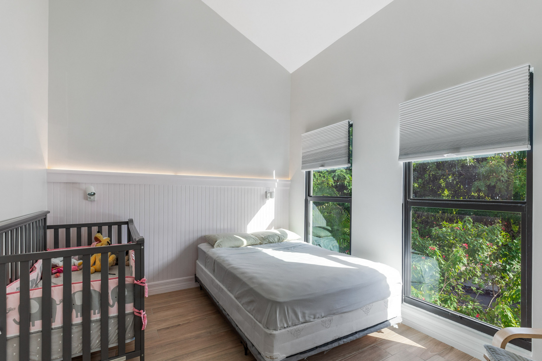 Canalfront 4 Bed | 4.5 Bath - Newly Renovated Governors Harbour Home