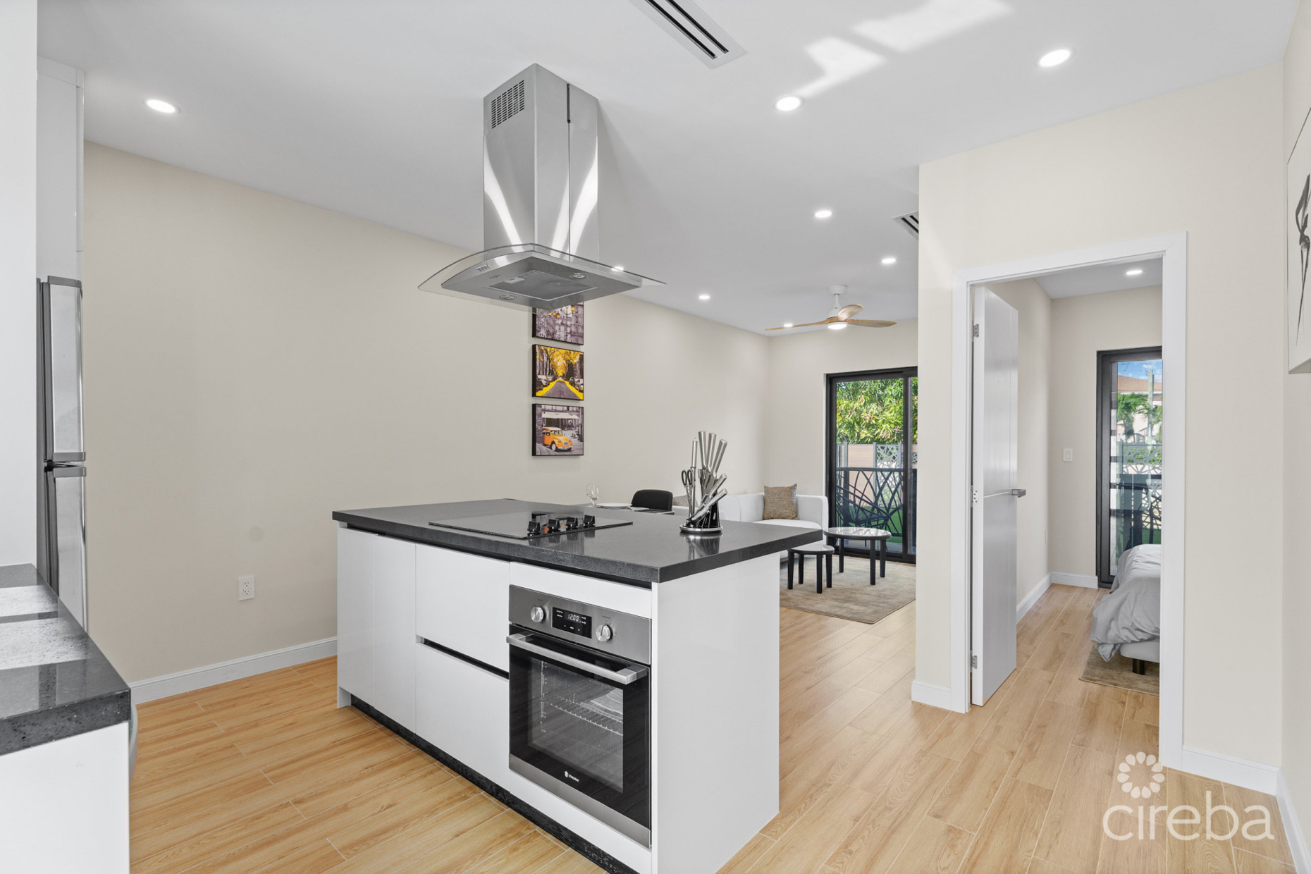 ARZA 1 BED/1 BATH COMPLETE TURN-KEY UNIT