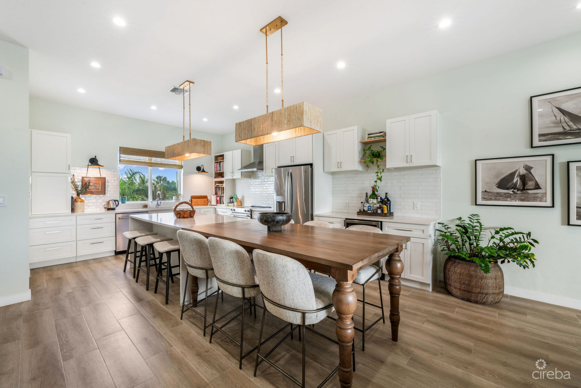 OCEAN CREST 14, OCEANFRONT TOWNHOME WITH STUDIO