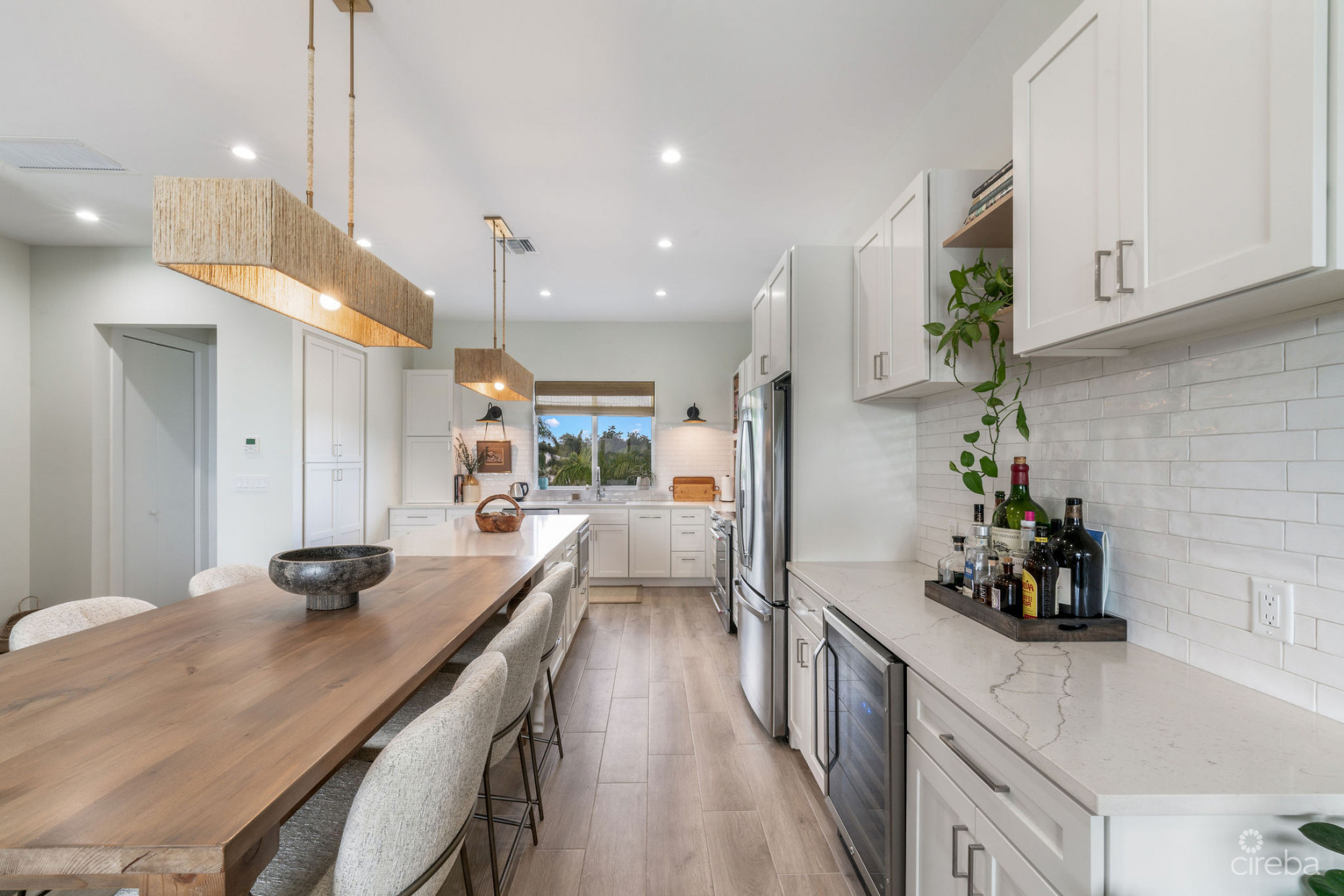 OCEAN CREST 14, OCEANFRONT TOWNHOME WITH STUDIO