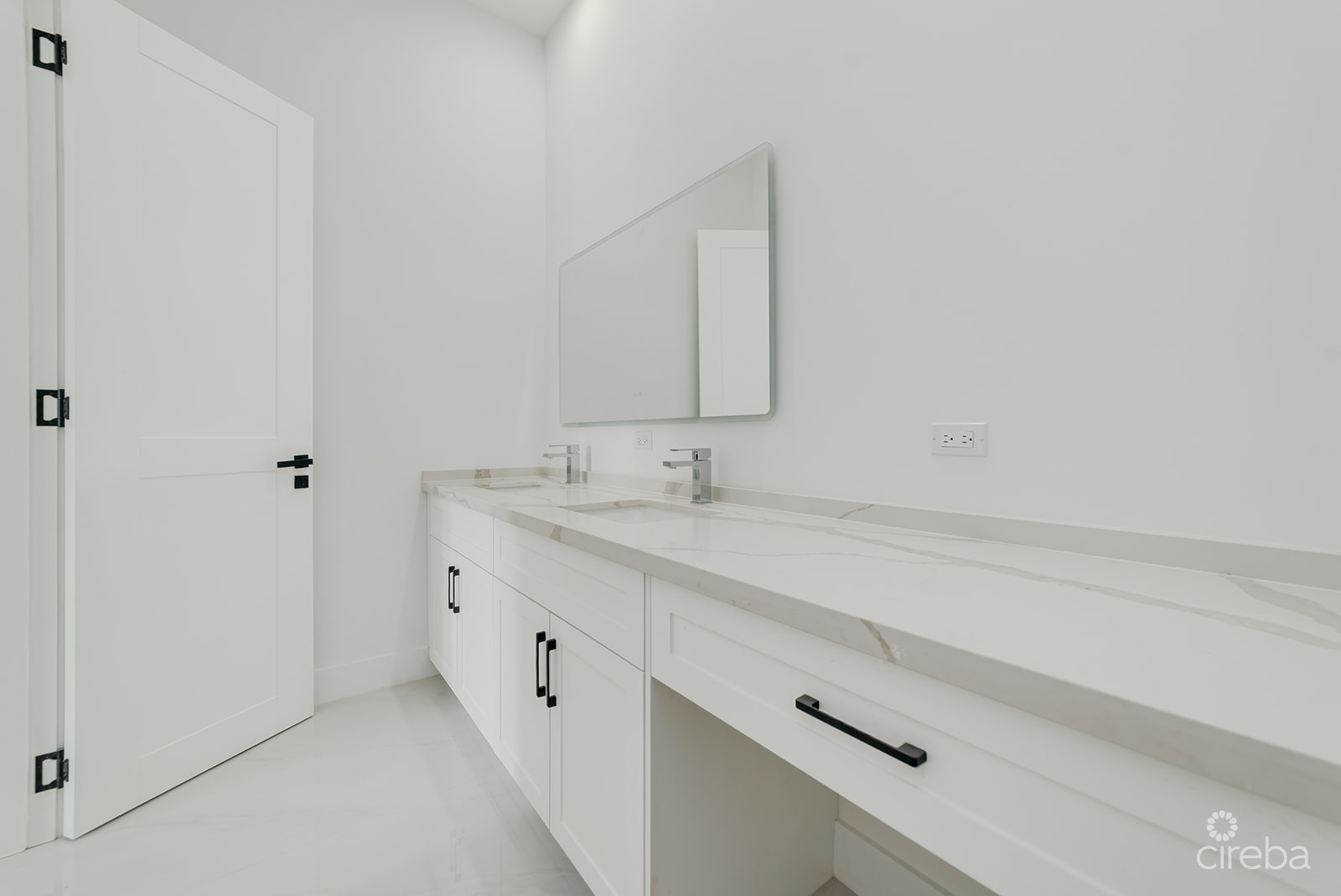 BRAND NEW, MODERN SINGLE FAMILY HOME