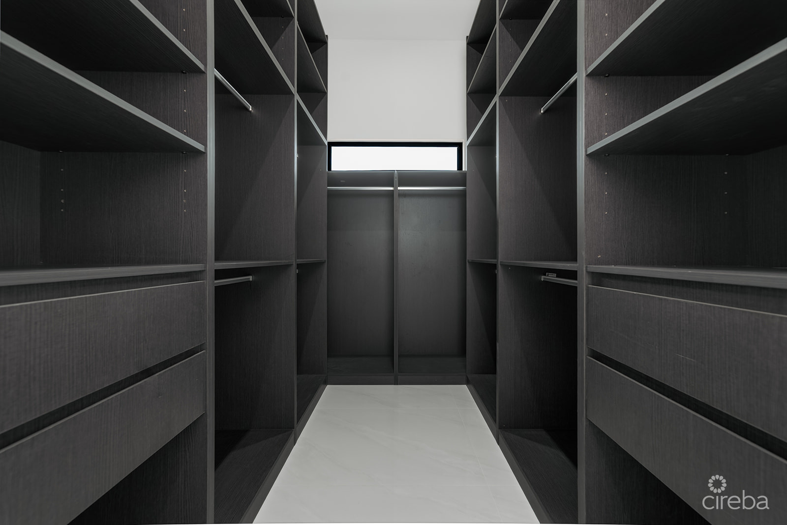 BRAND NEW, MODERN SINGLE FAMILY HOME