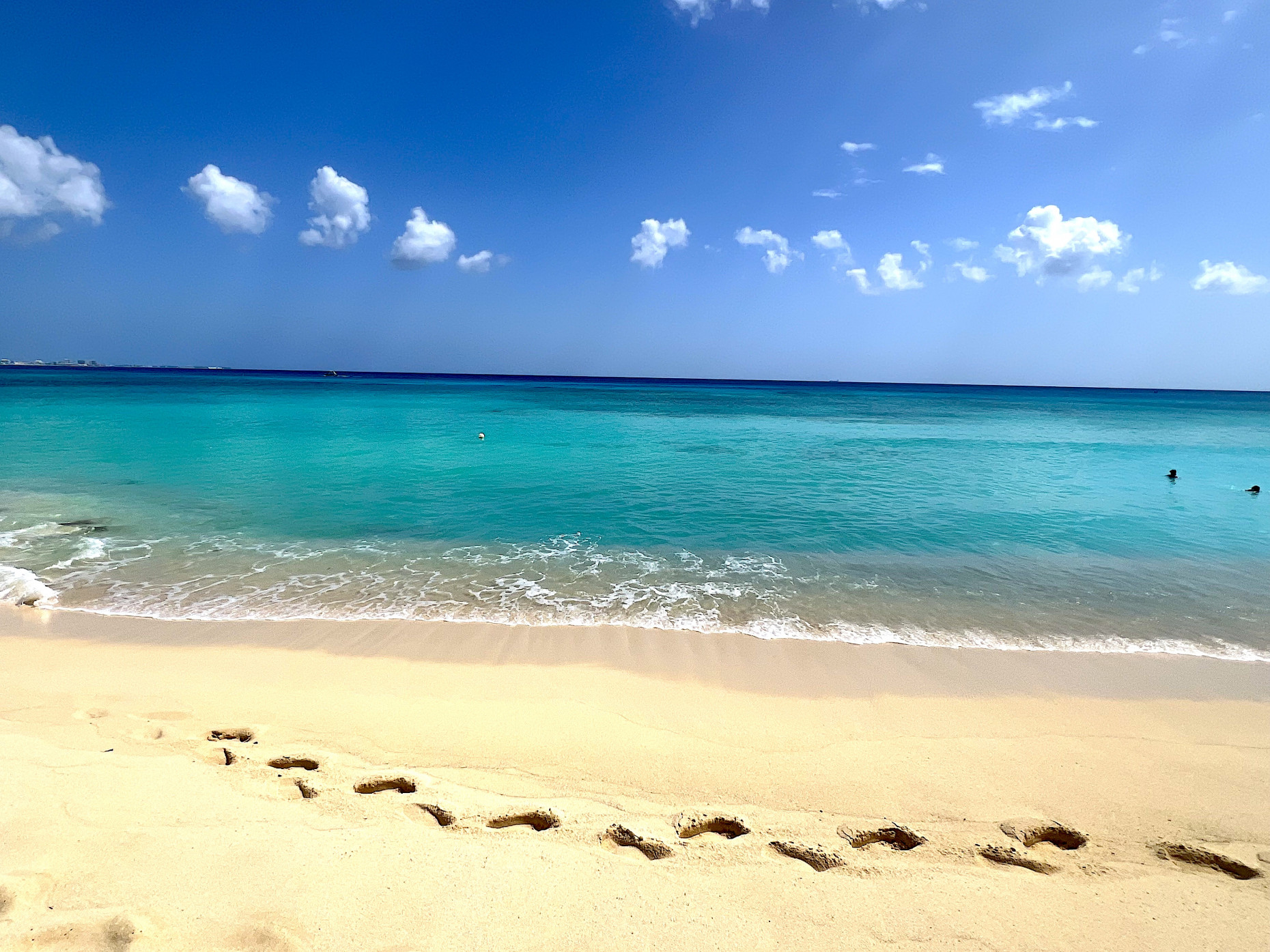 Coconut Walk -  Seven Mile Beach Estate