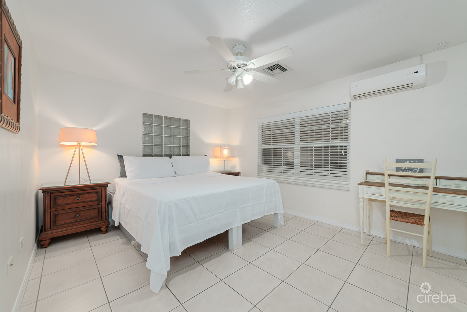 SMITH ROAD VILLAS #77: HIGH-DEMAND INVESTMENT PROPERTY IN GEORGE TOWN