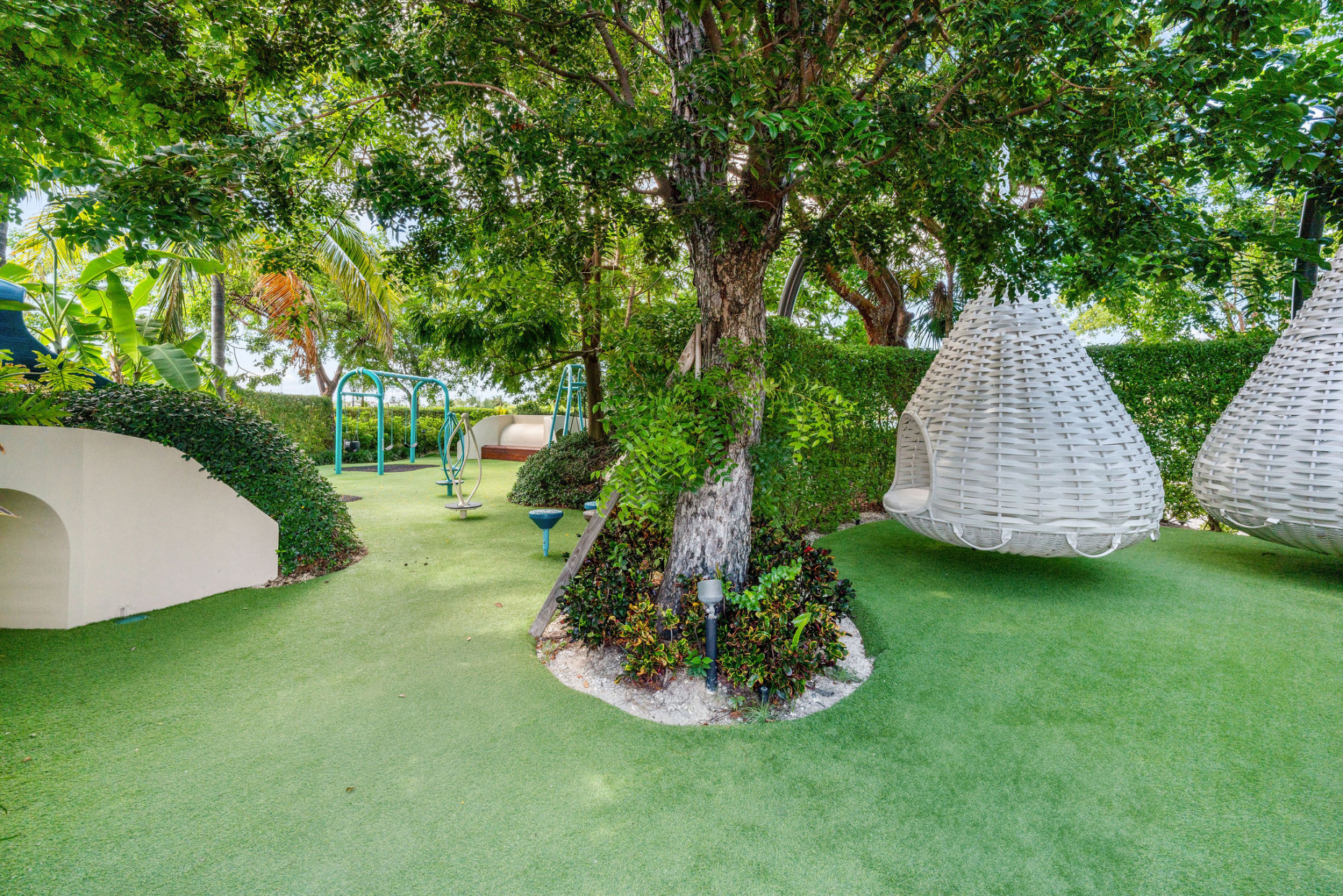 Stone Island Residence 402