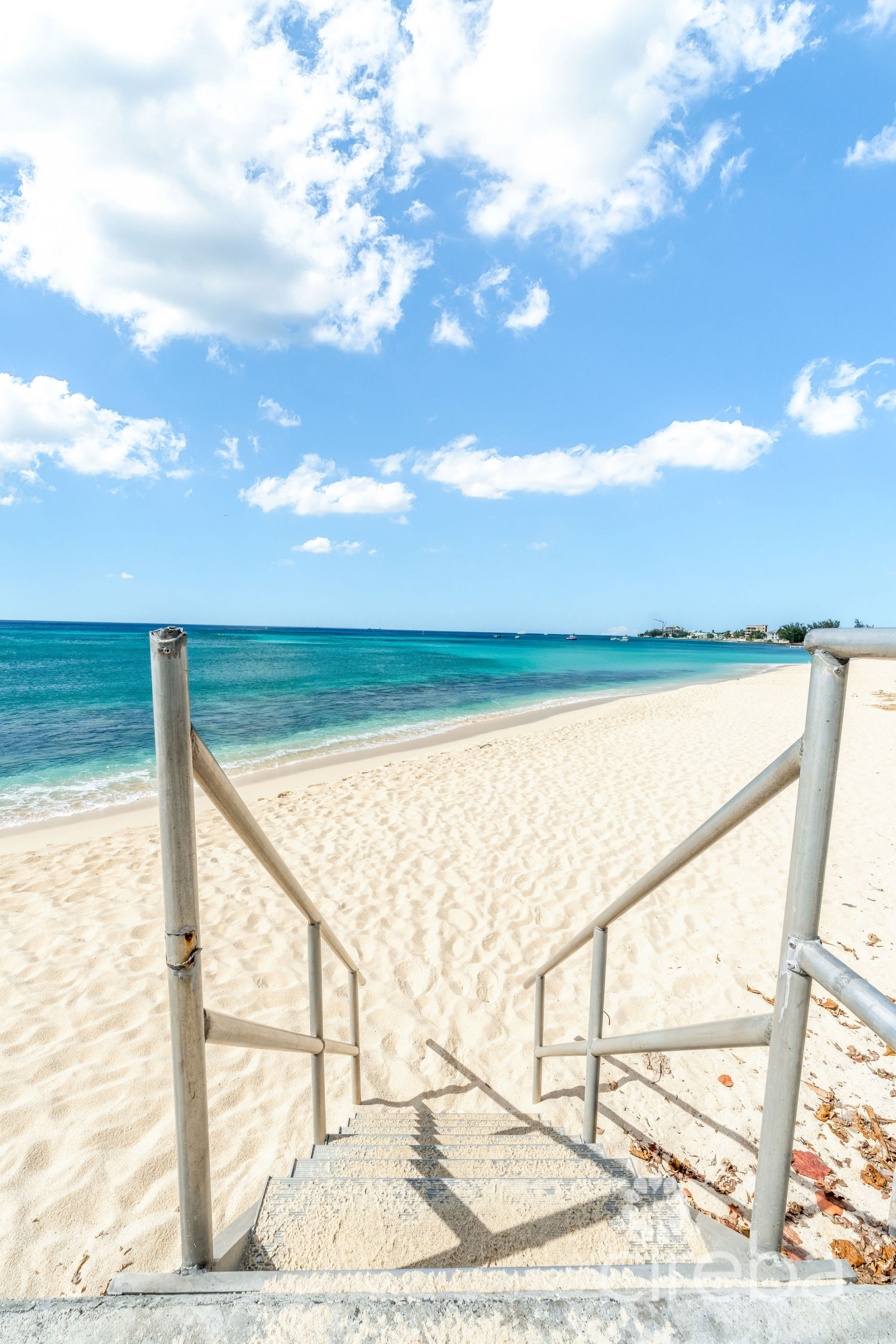 SMB 4 BED CONDO- THE SANDS