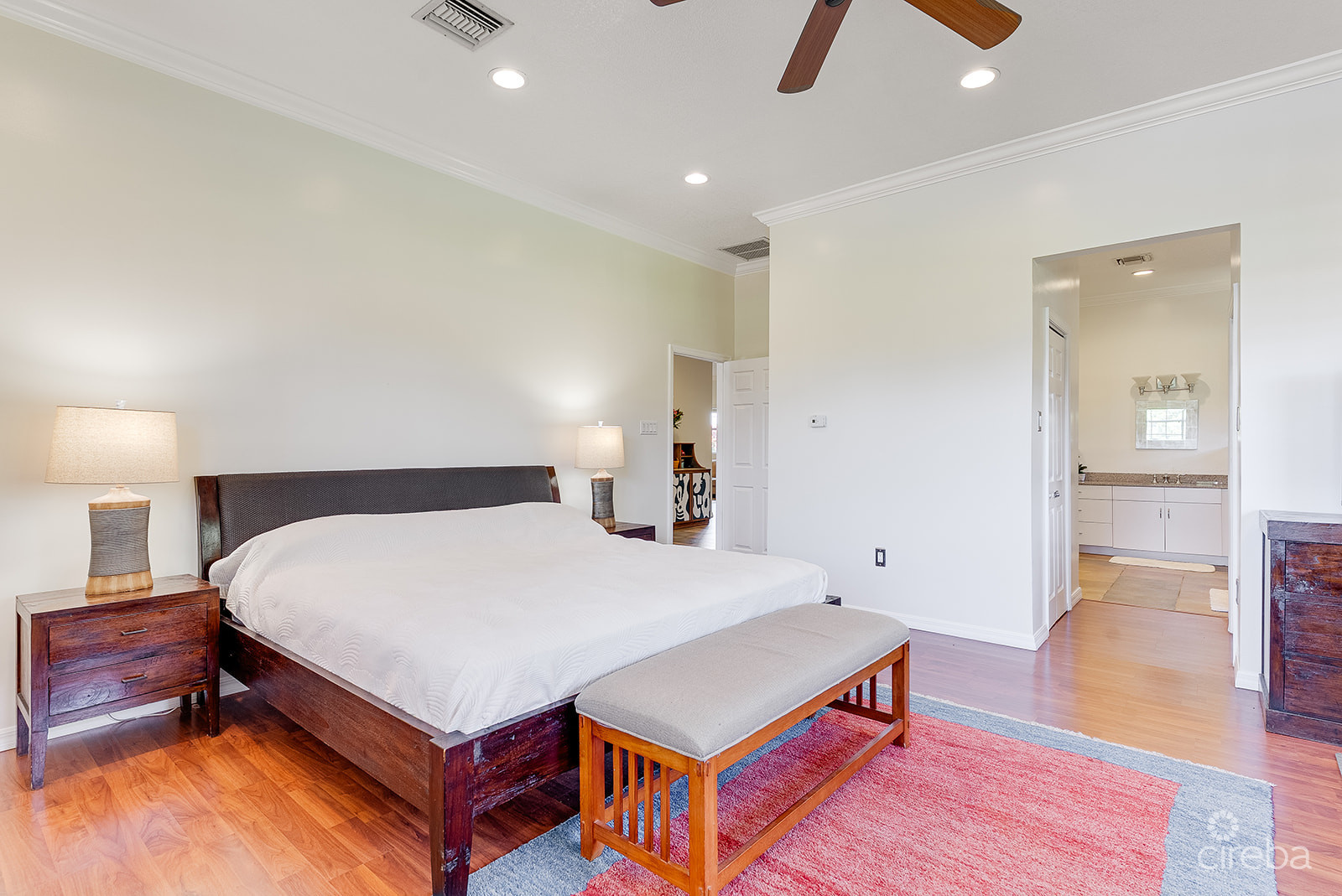 RARE OPPORTUNITY - DETACHED FAMILY HOME IN BRITANNIA REGENTS COURT