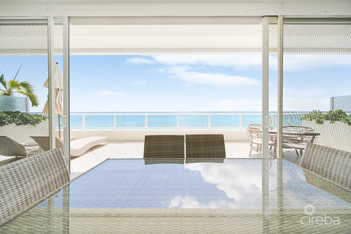 SOUTH BAY BEACH CLUB, 3BR CONDO WITH  PARKING SPACE