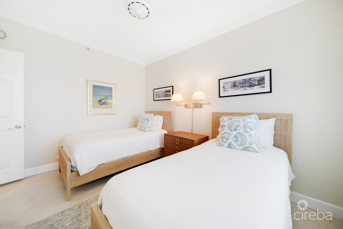 SOUTH BAY BEACH CLUB, 3BR CONDO WITH  PARKING SPACE