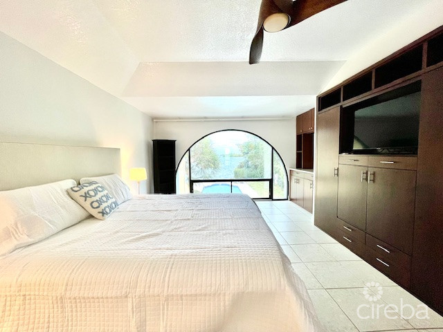 CANAL FRONT TOWNHOUSE, SMB CORRIDOR- SAFE HARBOUR