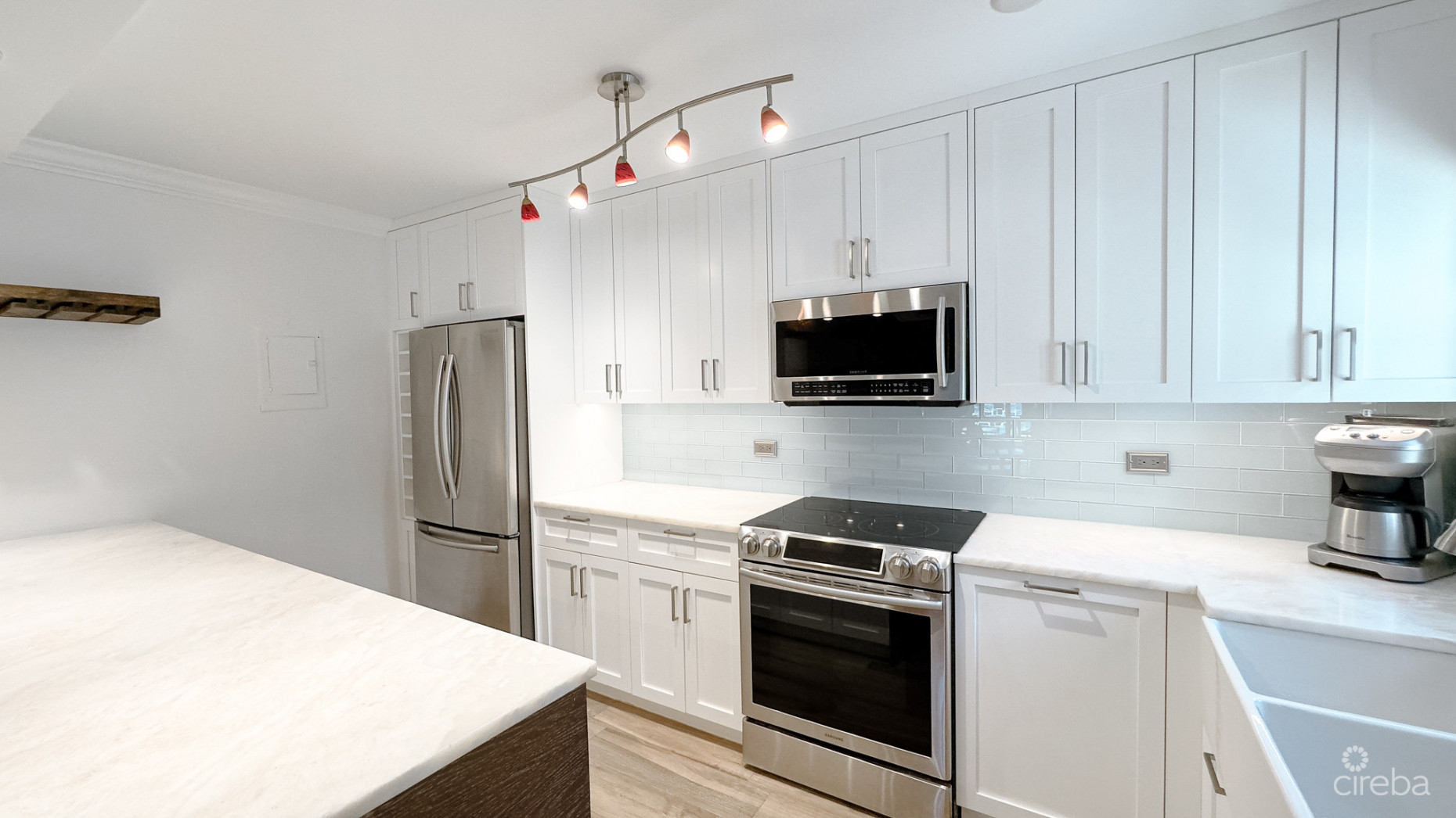 CANAL FRONT TOWNHOUSE, SMB CORRIDOR- SAFE HARBOUR