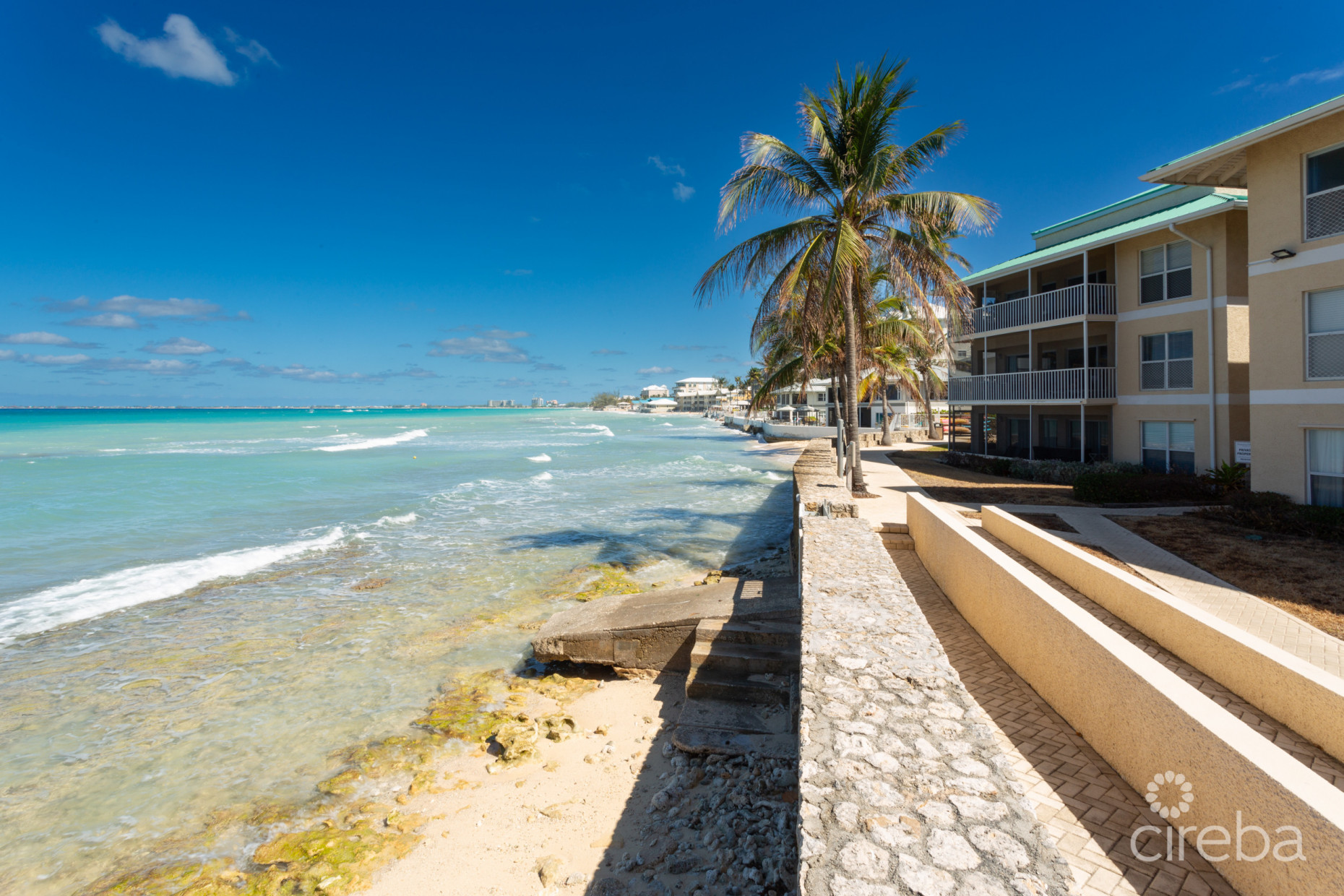 PLANTATION VILLAGE 3 BED PARTIAL SEA VIEWS