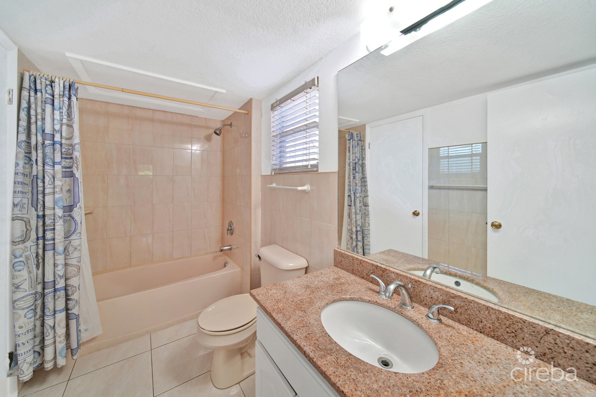 PLANTATION VILLAGE 3 BED PARTIAL SEA VIEWS