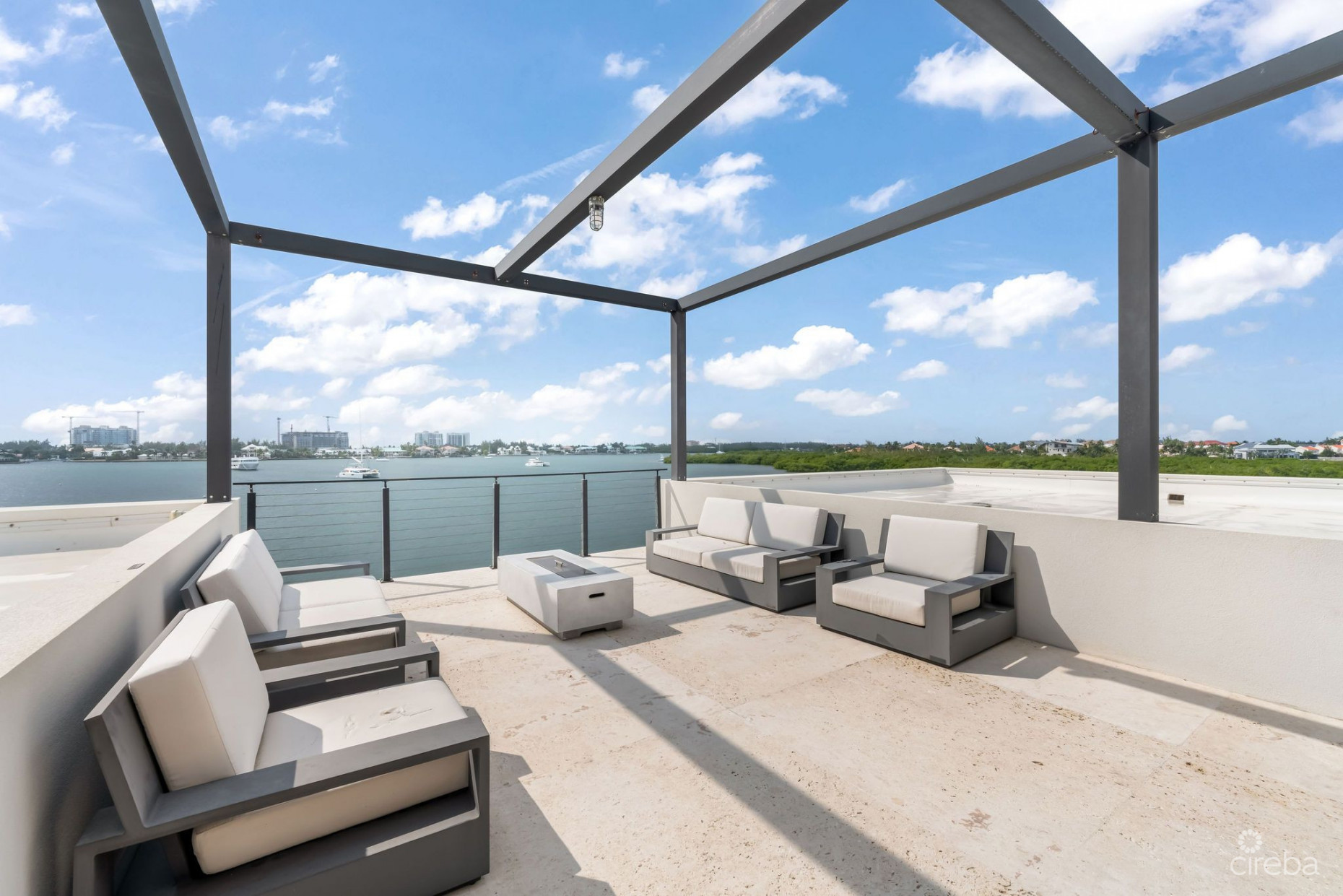 72 LALIQUE PENINSULA QUAY - SERENITY HOUSE IN CRYSTAL HARBOUR