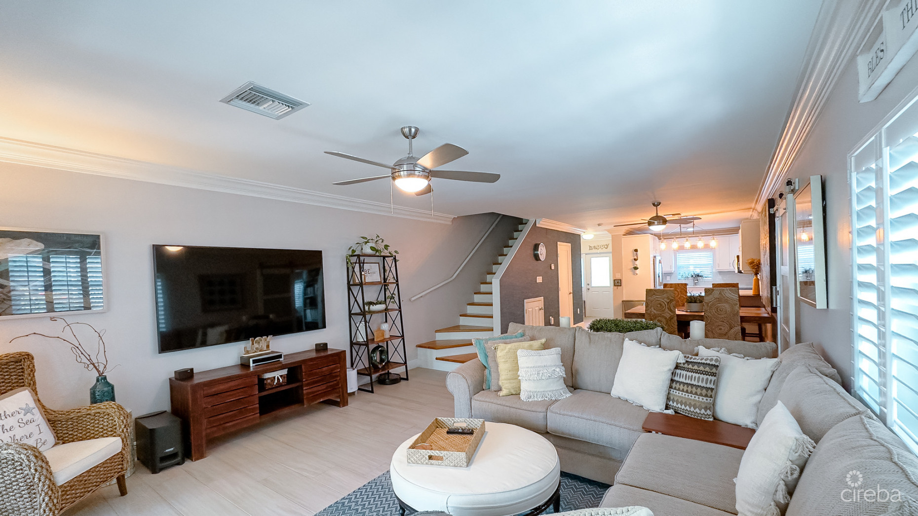 SOUTH SOUND 4 BED HOME -SUNRISE