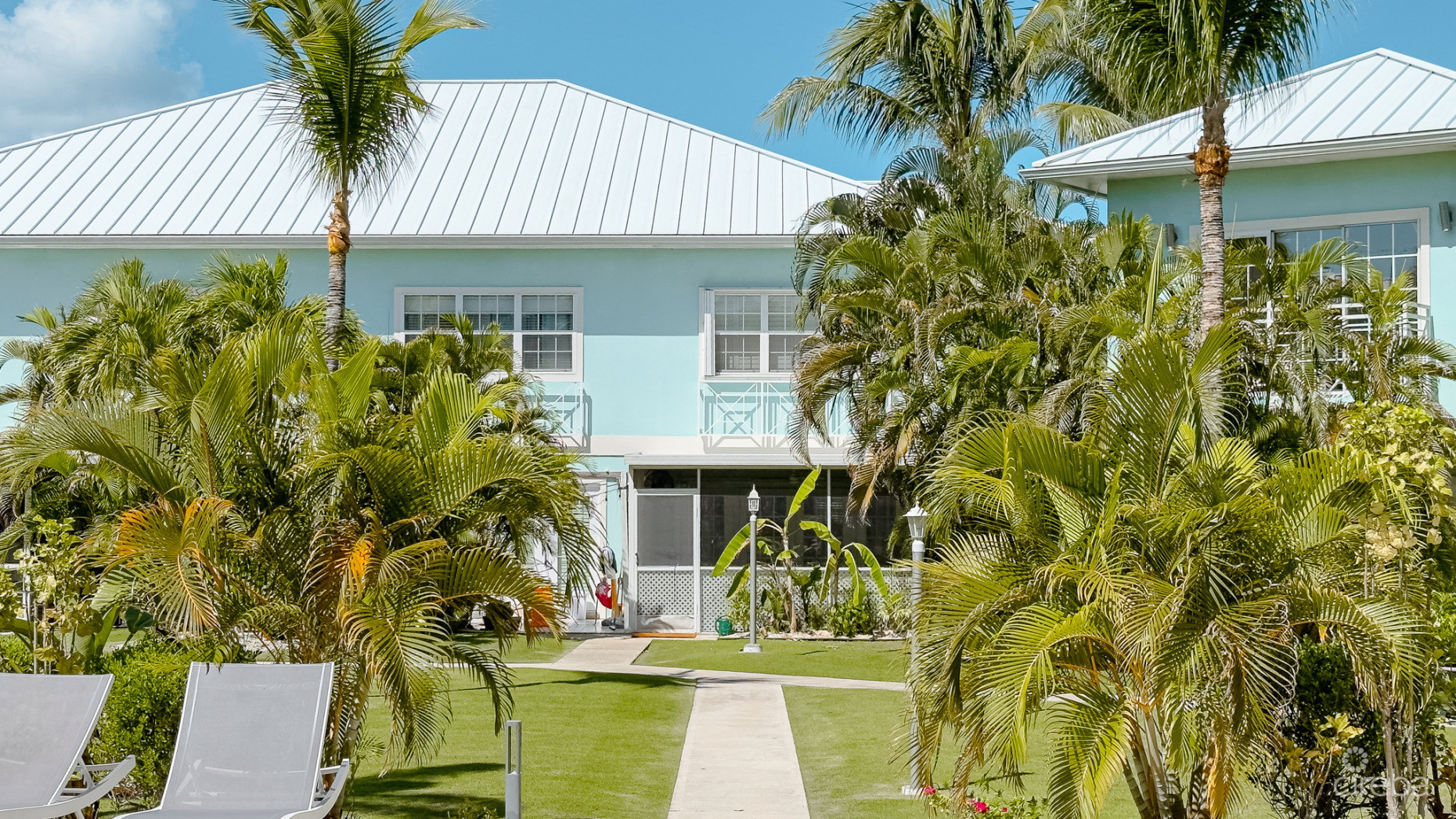 SOUTH SOUND 4 BED HOME -SUNRISE