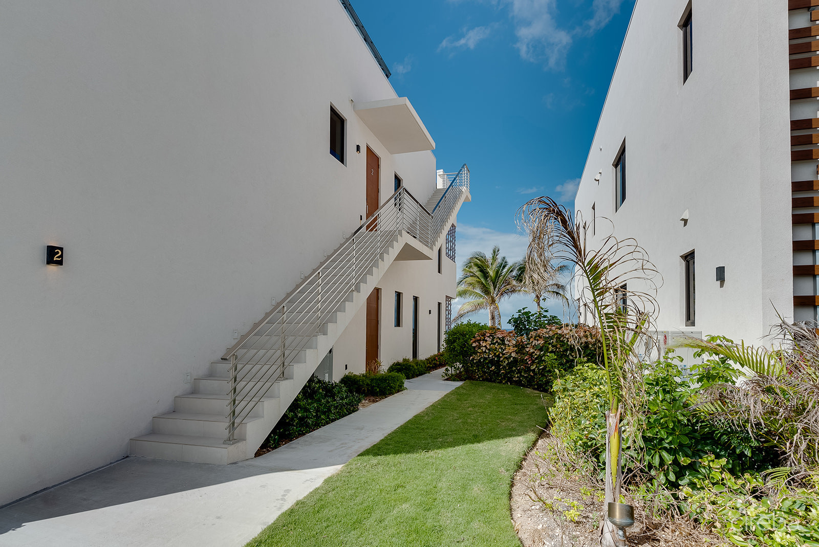 SILVER REEF RESIDENCES UNIT 1