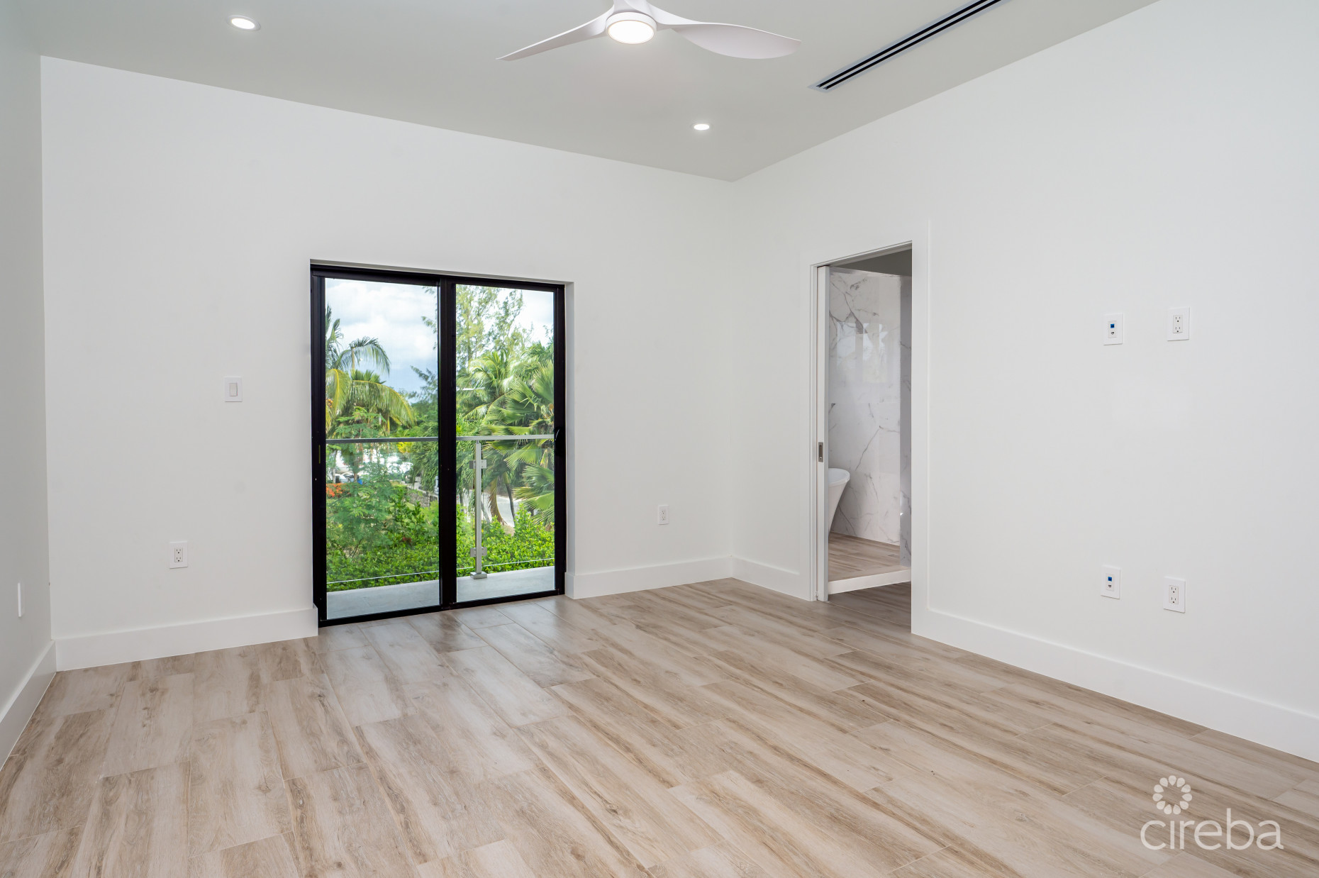 LAVANIA COURT - GATED - LARGE 2 BED 2.5 BATH TOWNHOMES