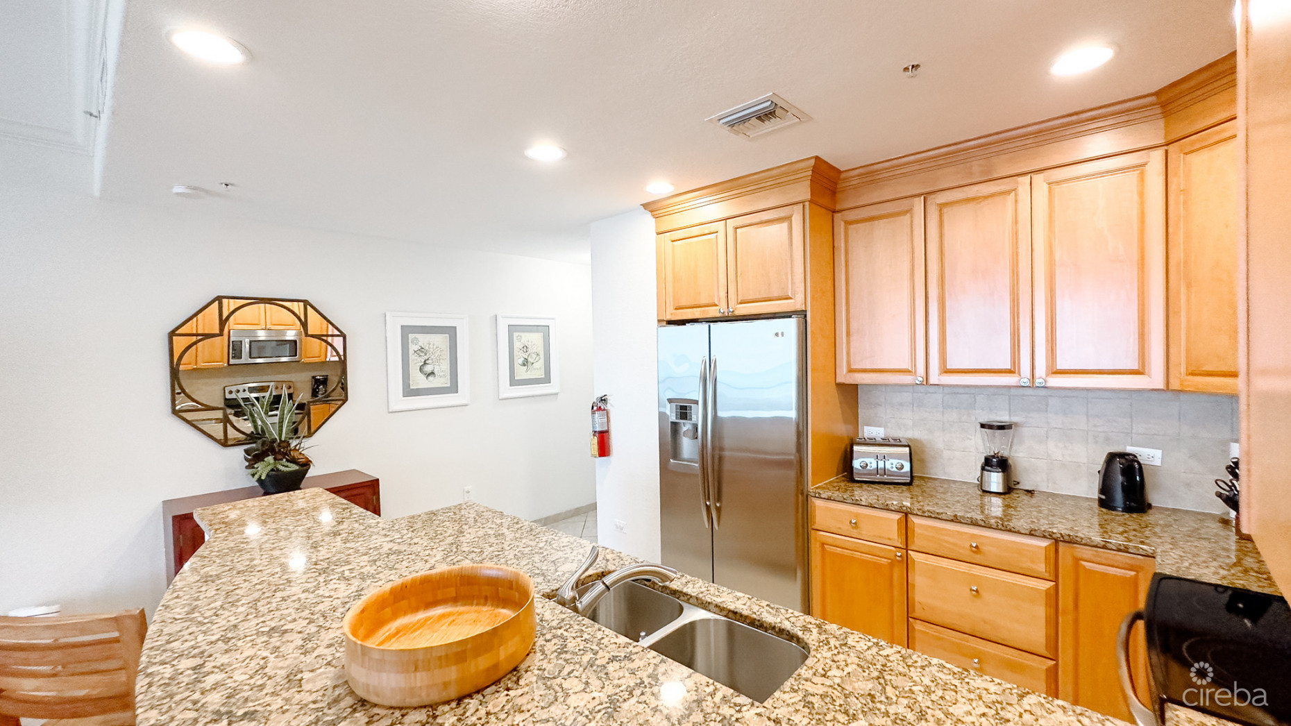 SOUTH BAY BEACH CLUB