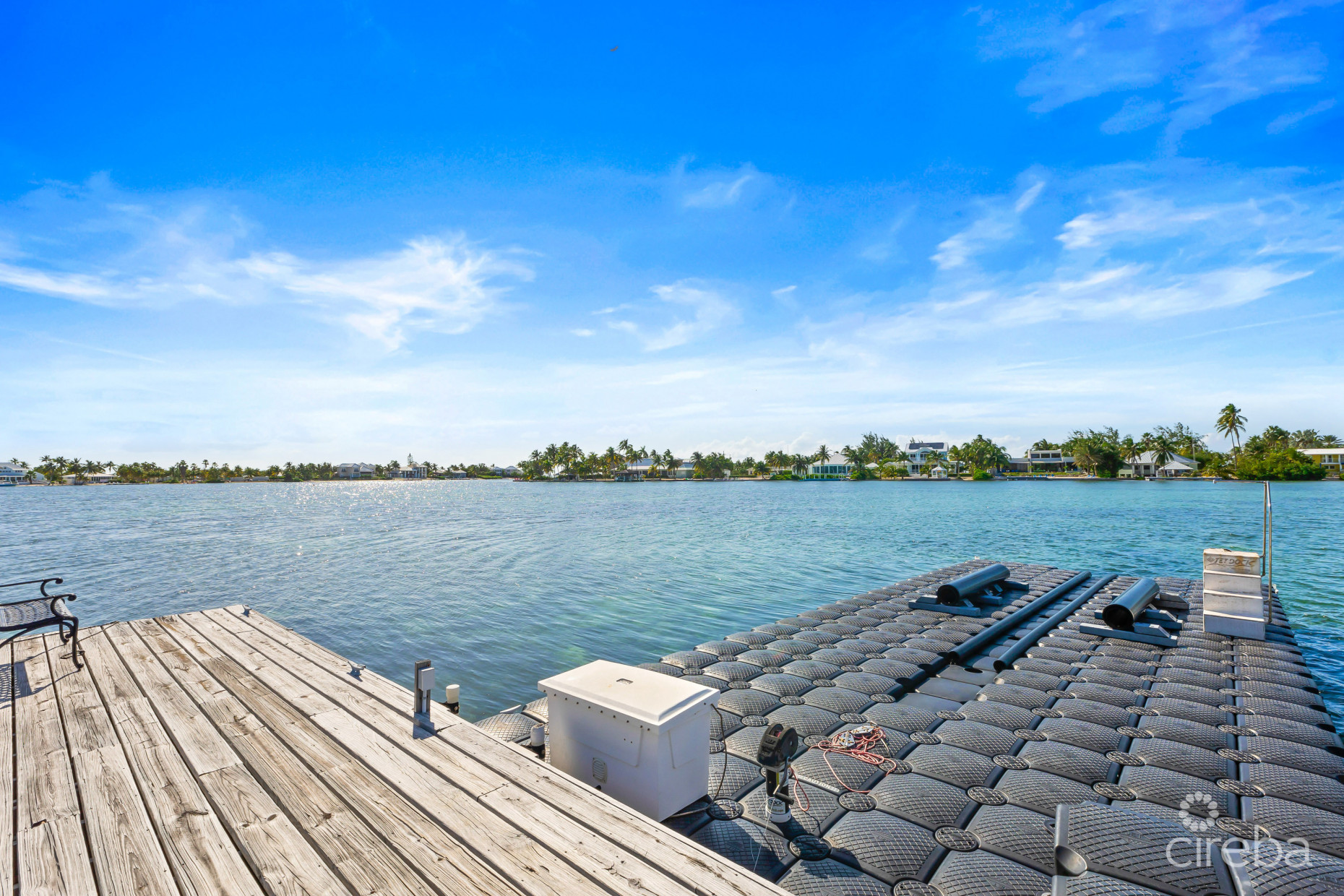 PIECES OF EIGHT, RUM POINT ESTATE