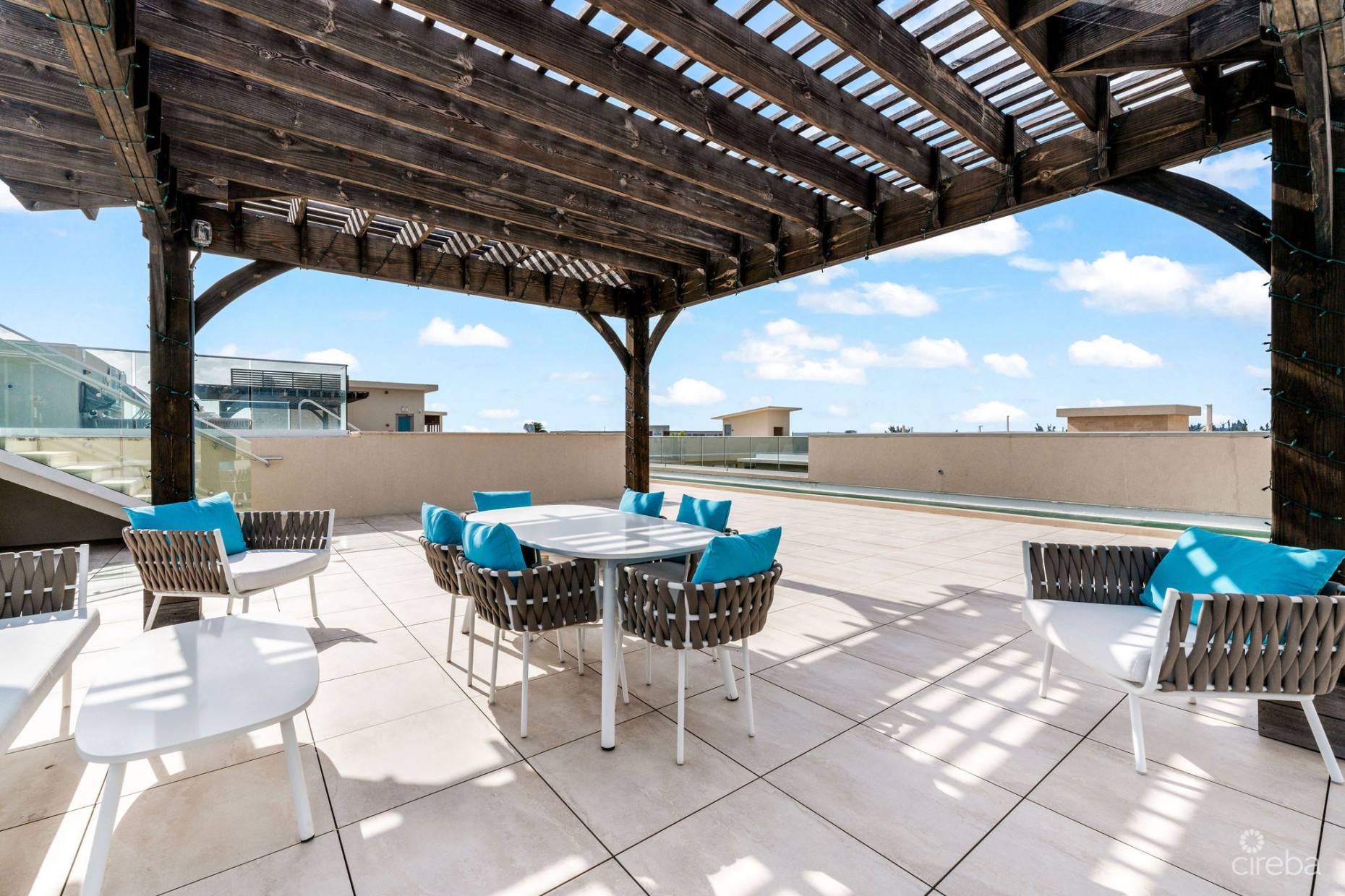 HARBOUR WALK RESIDENCES | CHIC 1-BED