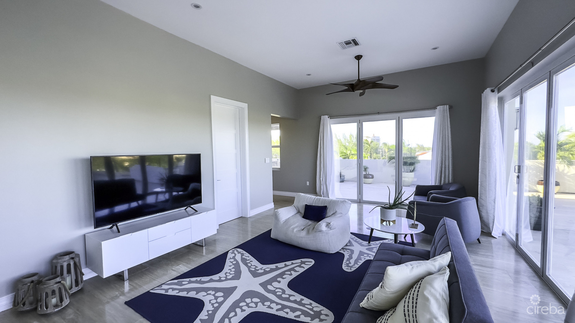 SMB CORRIDOR 4 BED -THE DRAKE