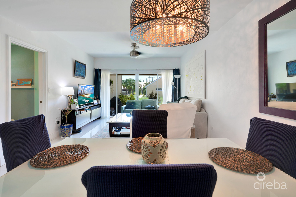 OCEAN CLUB 2 BED 2.5 BATH MODERN TOWN HOUSE