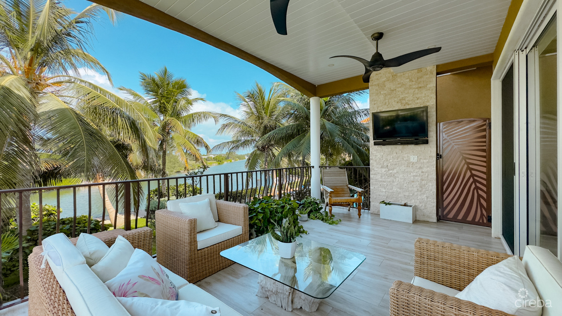 TURNBERRY VILLAS, CRYSTAL HARBOUR