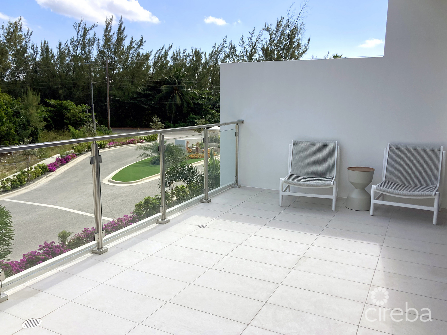 BAHIA – UPGRADED & FURNISHED