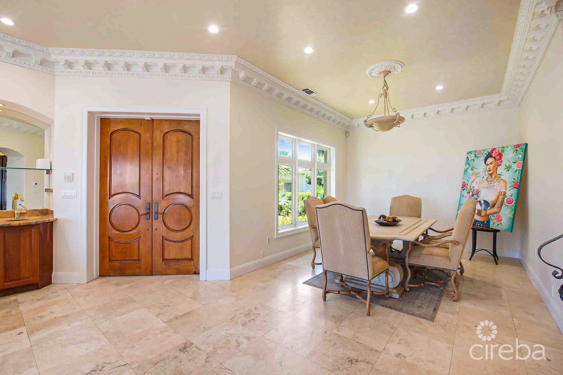 VISCAYA HOME, GOVERNOR'S HARBOUR CREEK