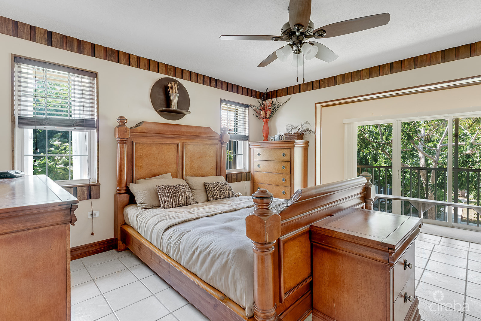 OCEAN CLUB - RENOVATED 2 BED/2.5BATH CORNER UNIT