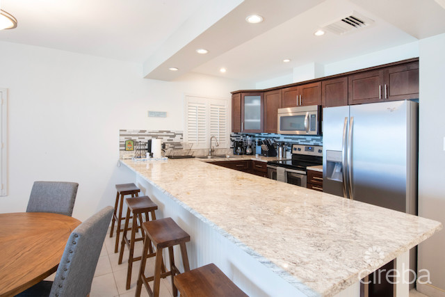 DISCOVERY POINT CLUB  #42