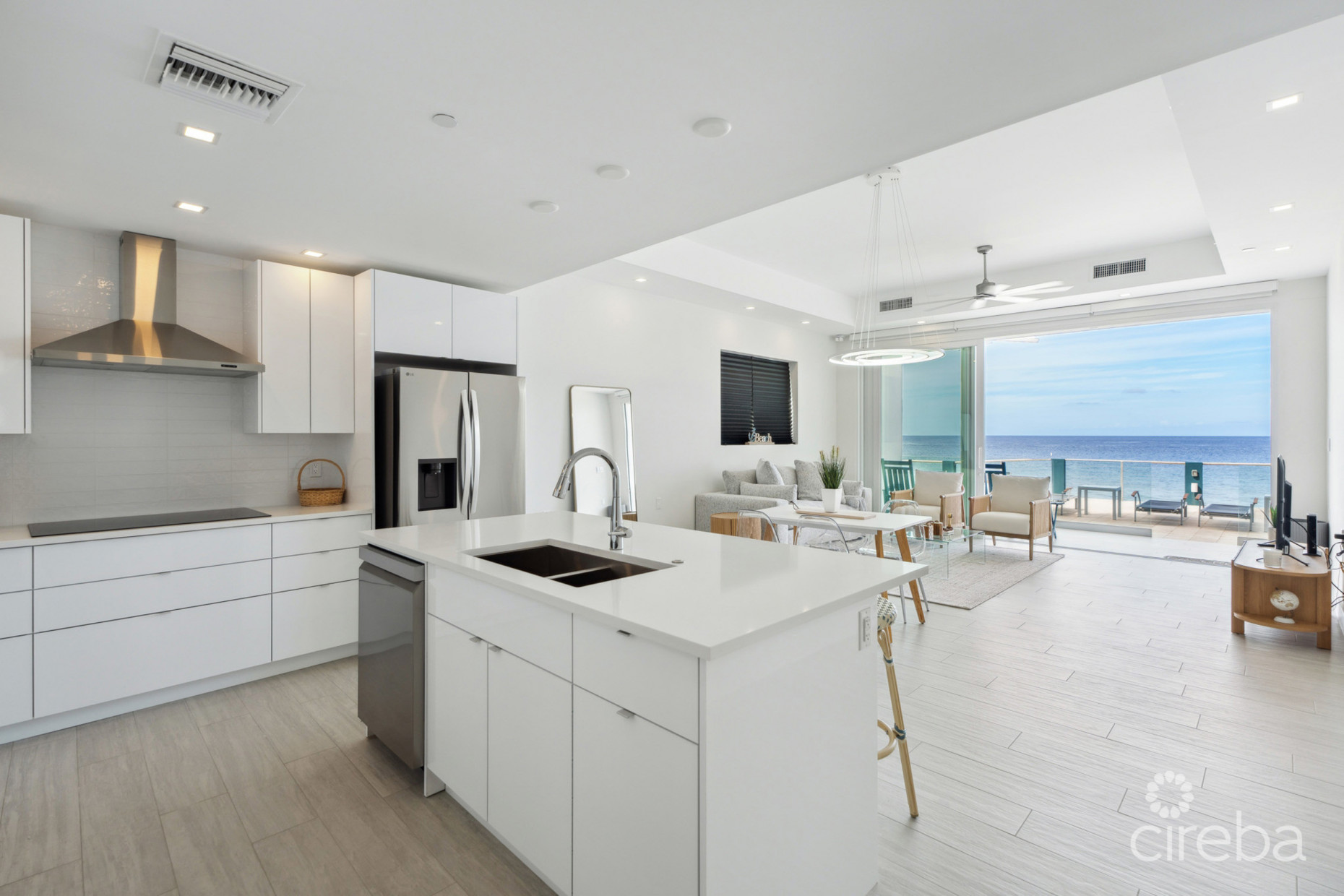 LIGHTHOUSE POINT RESIDENCES - UNIT 101