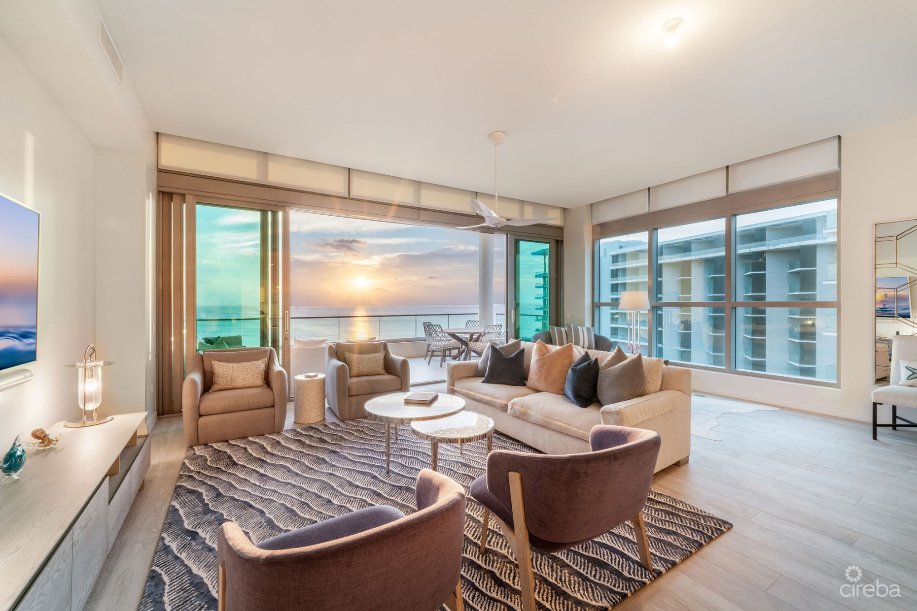 SEAFIRE PENTHOUSE N802